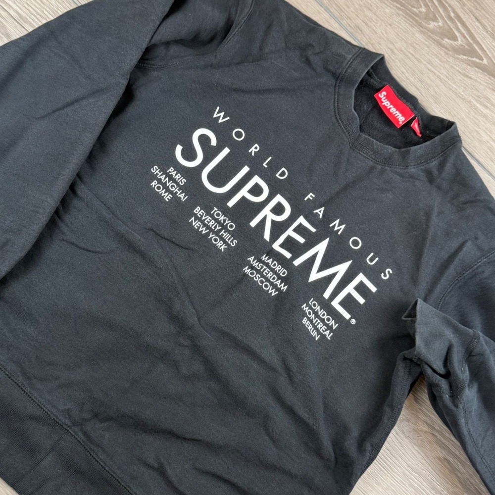 Supreme Mens Sweatshirt World Famous Cities Graphic Black Medium